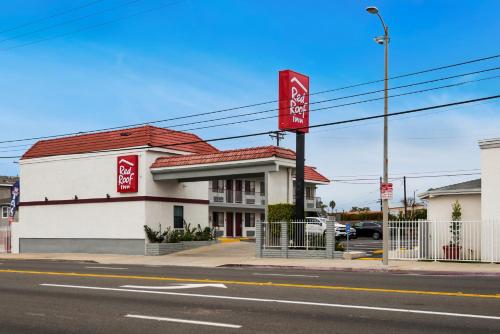 Red Roof Inn Los Angeles - Wilmington, CA